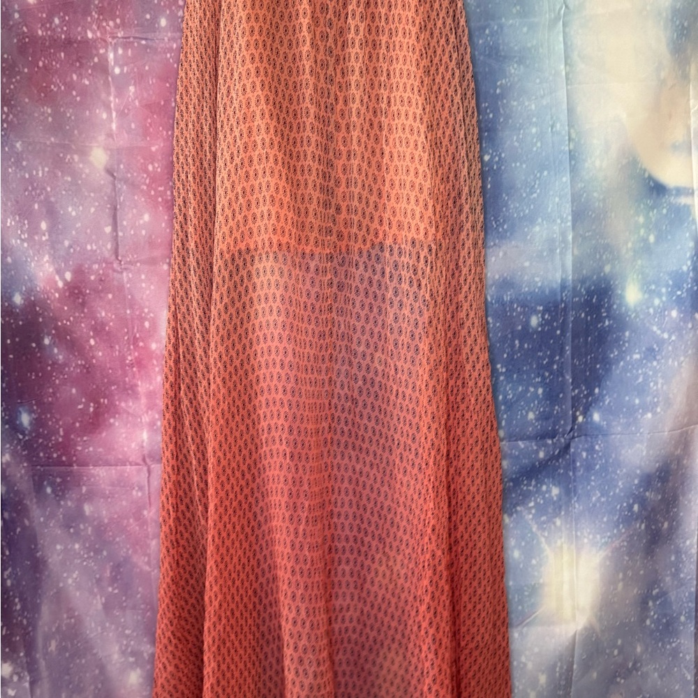 Guess high low skirt 🛍 - Picture 2 of 3